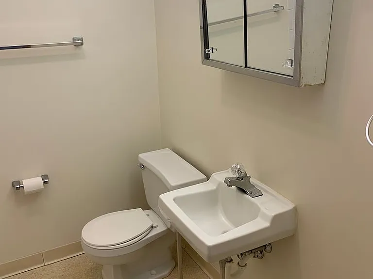 326 W Kenwood Dr #8 — Photo 20