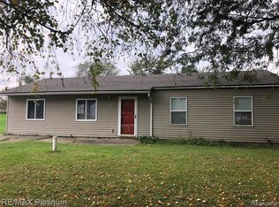 1462 Winfield Dr, Swartz Creek, MI 48473