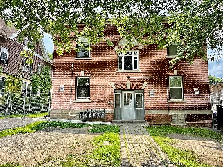 116 Fort Pleasant Ave #2L — Photo 1