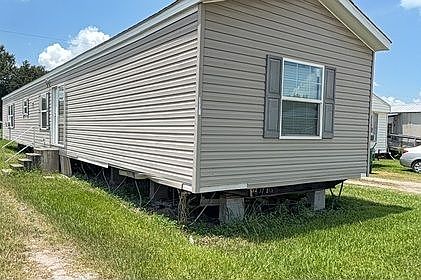 1st image of 117 Nicole St