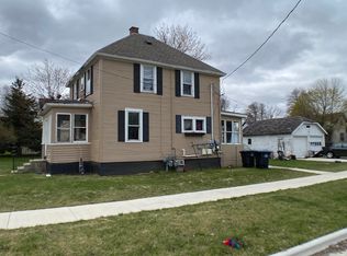 301 S Hamlin St, Shawano, WI 54166