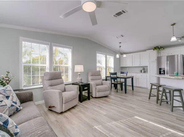 5321 White Sky Cir, Fort Myers, FL 33908