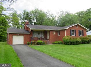 9819 Fox Hill Rd, Perry Hall, MD 21128