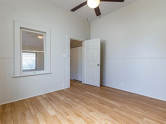 4th image of 1665 28th Ave N #A