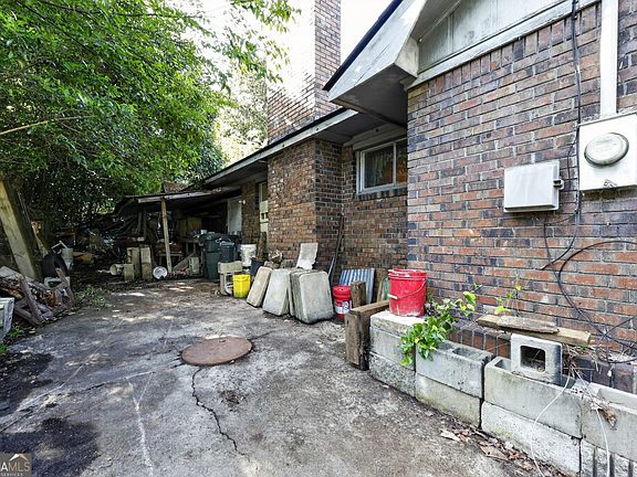 5th image of 4045 Lindsey Dr