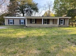 9914 Harwood Ln, Charlotte, NC 28214