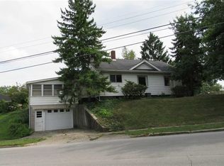 1355 Fruit St, Huntington, IN 46750