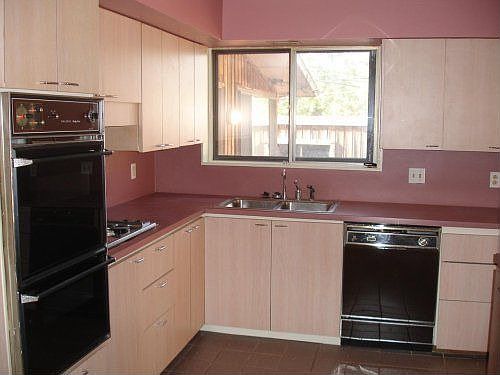 4th image of 9741 Wisterwood Dr