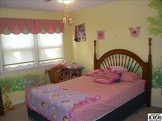 3rd image of 437 Mutton Creek Dr