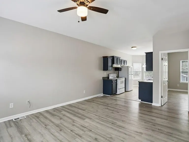 753 Prince Pl NW — Photo 12