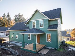 389 E 4th St, Lowell, OR 97452