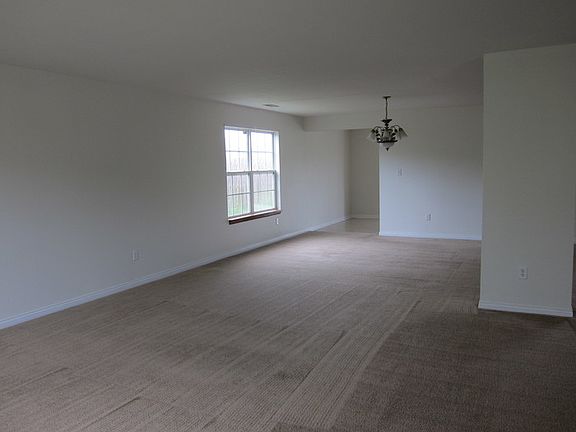 5th image of 7145 Bruin Dr