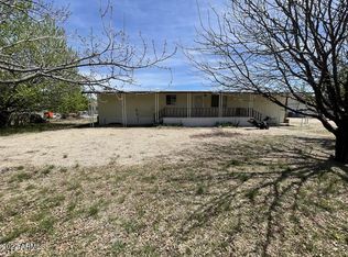18273 S Frontier Rd, Peeples Valley, AZ 86332