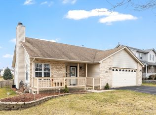 1061 Monterey Dr, Romeoville, IL 60446