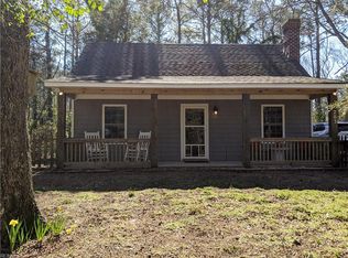 203 Colonial Beach Rd, Jarvisburg, NC 27947