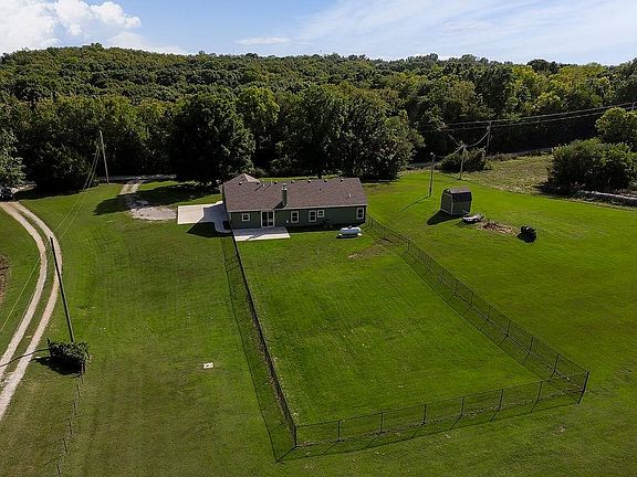 5th image of 20562 Turner Rd