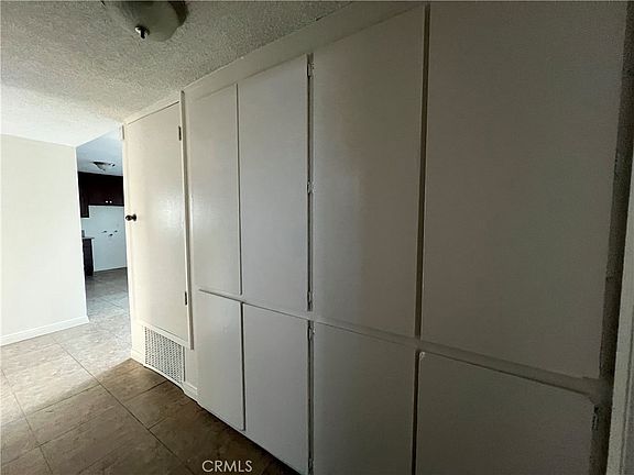 5th image of 620 N Grand Ave #B