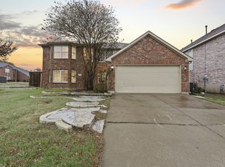 7204 Chambers Creek Ln, Arlington, TX 76002