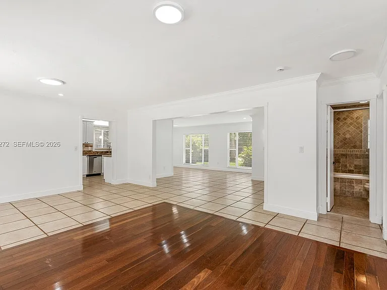 9030 SW 184th Ter — Photo 14