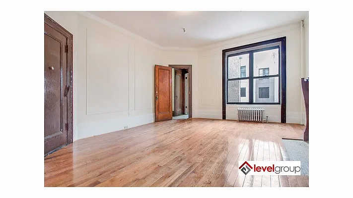 Rented by Level Group | media 21