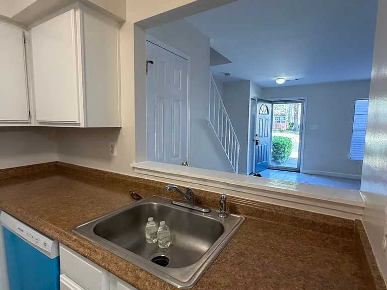 4118 Peppertree Ln — Photo 14