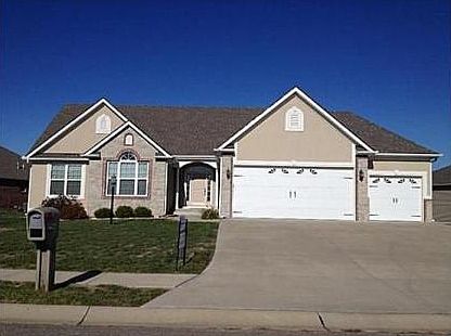2nd image of 2906 Wilshire Ct