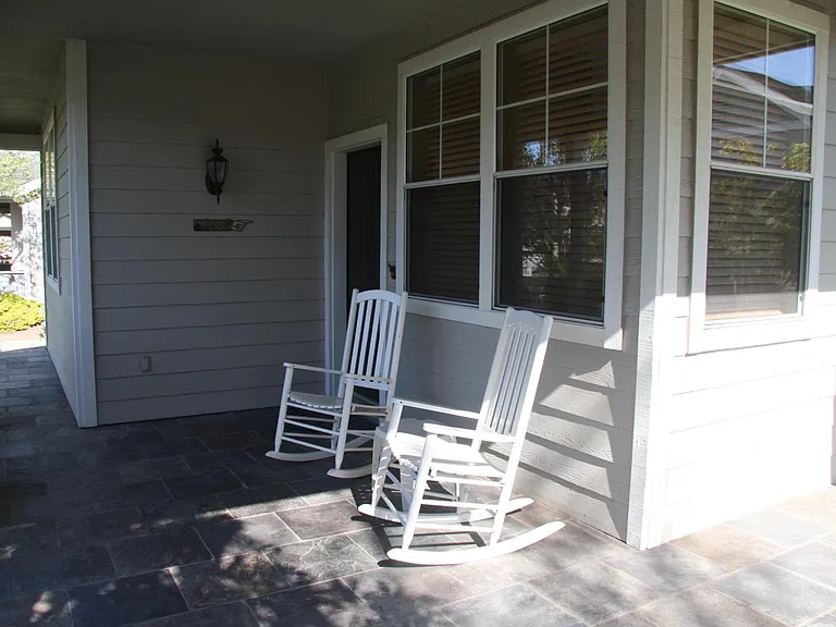 1927 Mount Ave — Photo 16