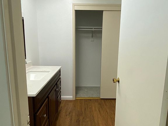 2nd image of 1392 Lance Dr
