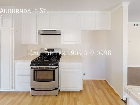 3rd image of 1026 Auburndale St