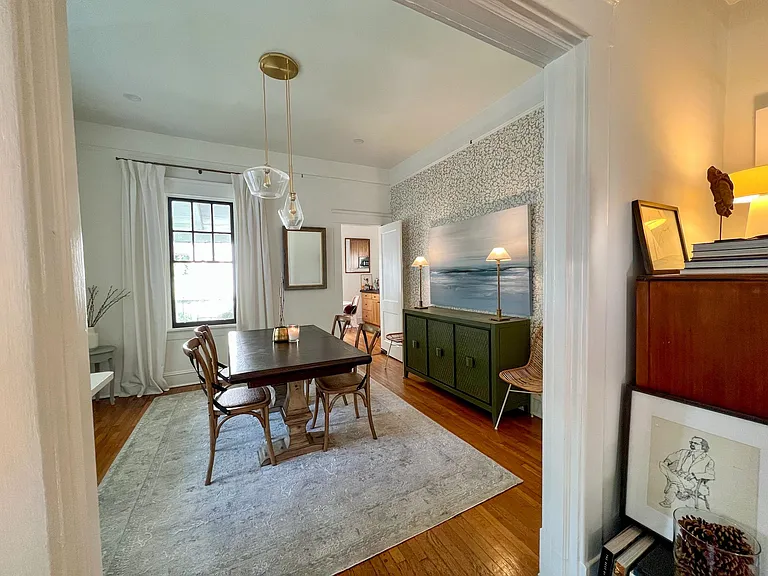 1235 Mansfield Ave NE — Photo 8