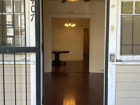 2nd image of 1407 Pine St