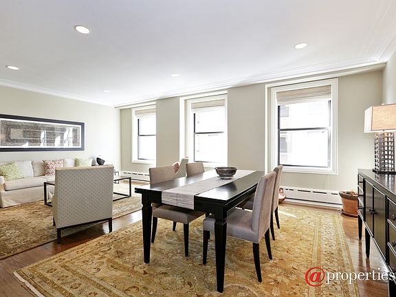 Living Room / Dining Room