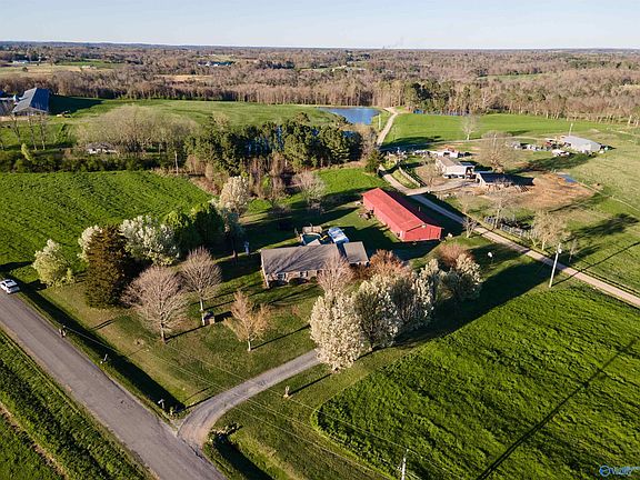 3rd image of 3220 County Road 356 Grv
