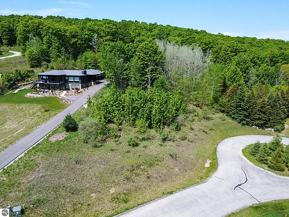 2nd image of 2155 N Belanger Creek Dr #6