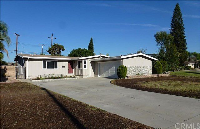 1st image of 14957 Pemberton Dr