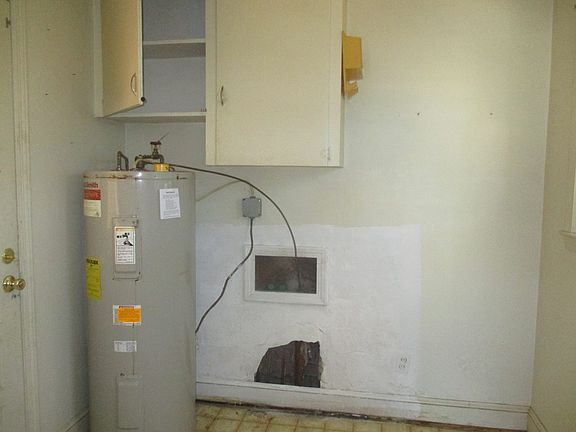 4th image of 117 Clark Ave