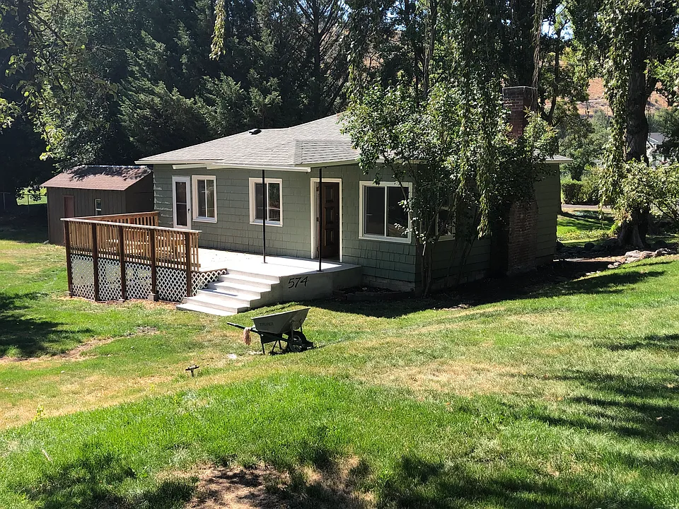 574 Conger Ave