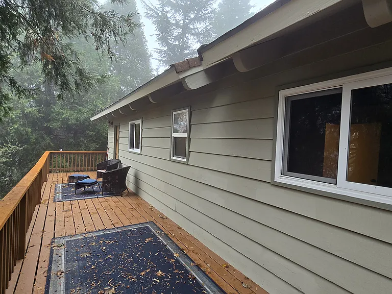 Upstairs deck