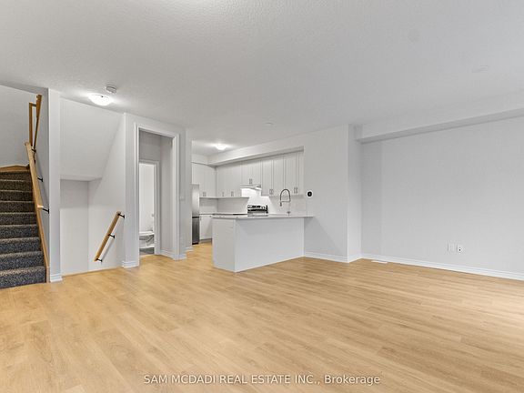 5th image of 677 Park Rd N #157