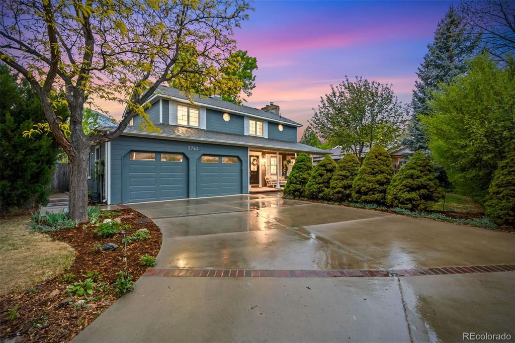 2762 Nottingham Square