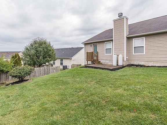 5th image of 4026 Briar Creek Dr