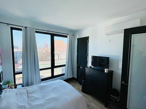 4th image of 1134 Fulton St APT 9K