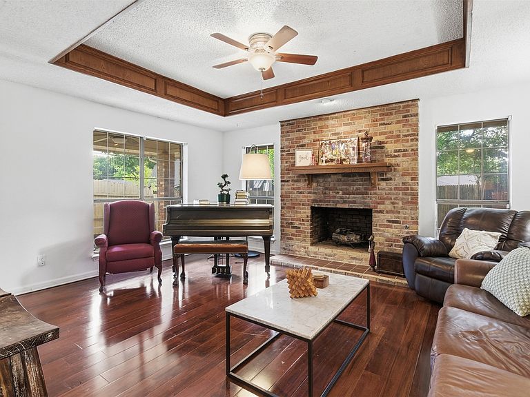 Listing photo 4