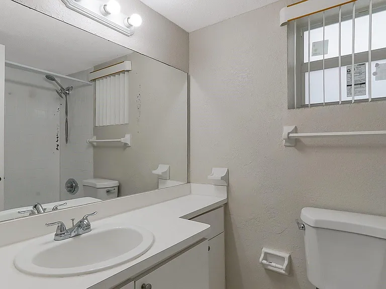 3760 NW 115th Ave #4 — Photo 12