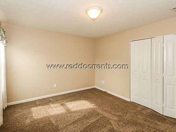 4th image of 5311 Bombay Dr