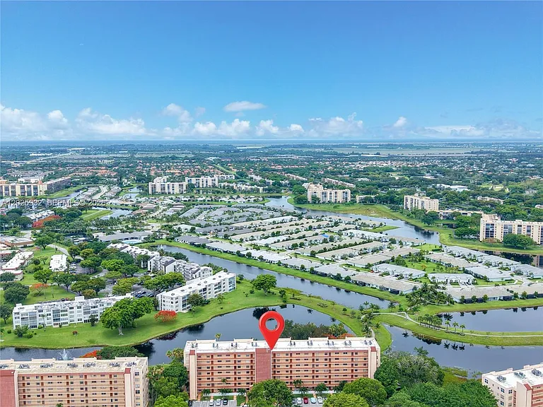 14623 Bonaire Blvd #405 — Photo 36