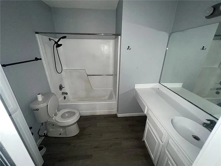 7202 The Mansions Dr #I1 — Photo 12