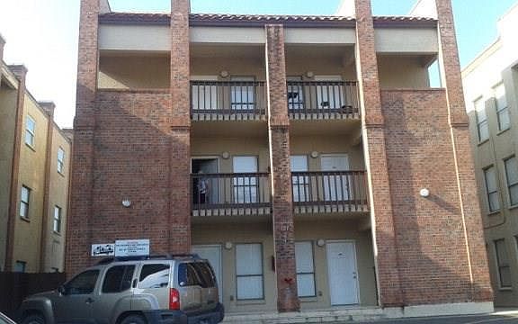2nd image of 127 E Morningside Dr #201