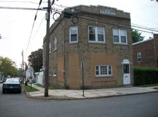 566 Jacques St, Perth Amboy, NJ 08861