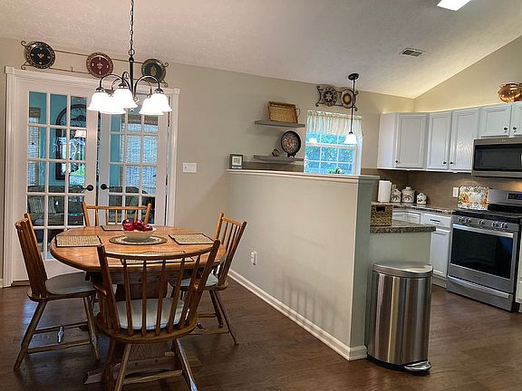 5th image of 1432 Lizvista Ct